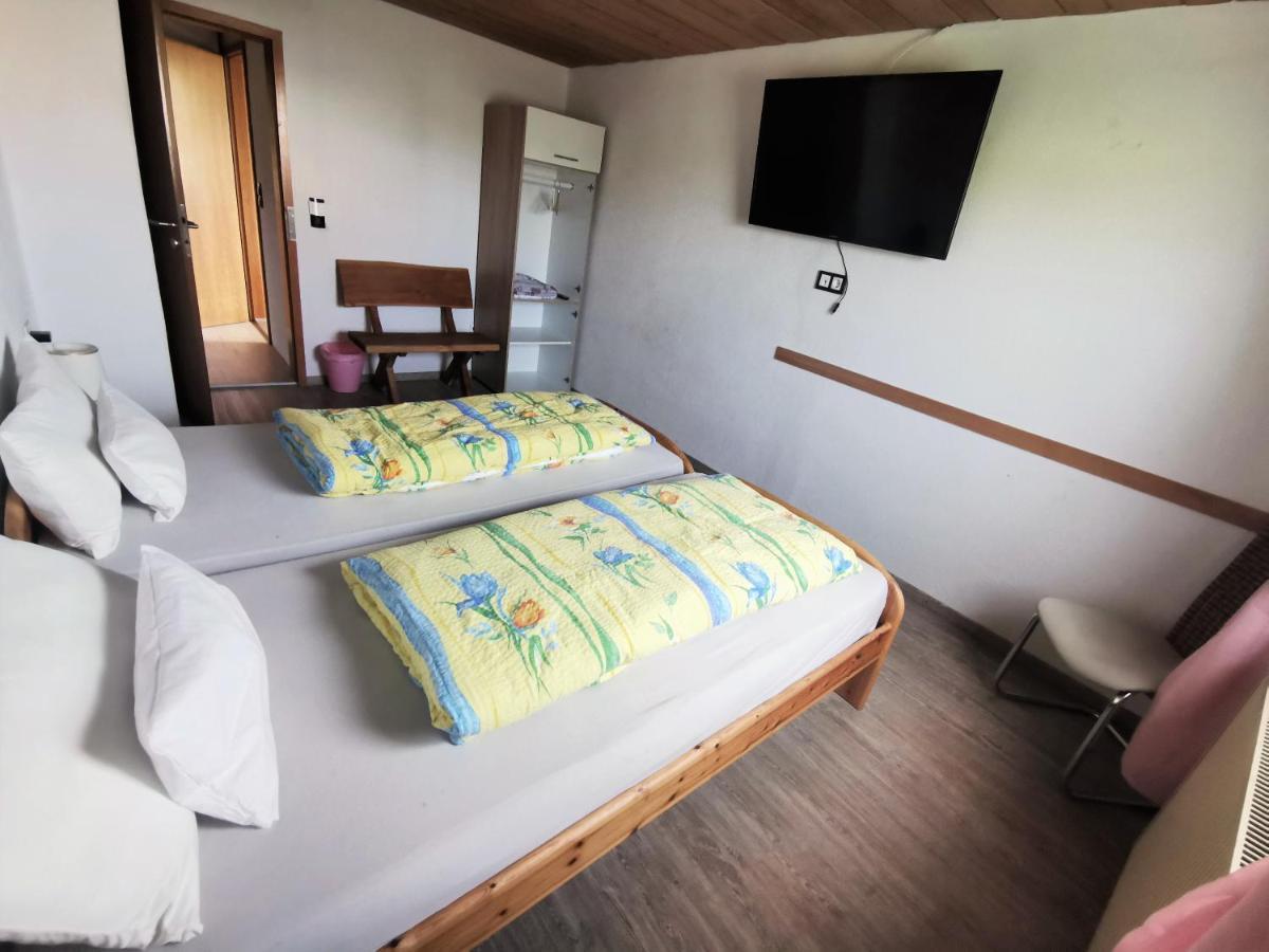 Apartment Auszeit Mit Kueche Viel Ruhe Und Natur Untrasried المظهر الخارجي الصورة