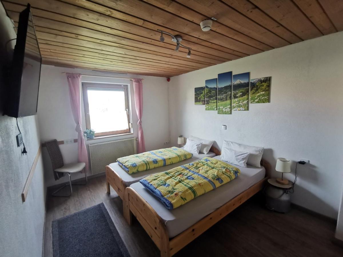 Apartment Auszeit Mit Kueche Viel Ruhe Und Natur Untrasried المظهر الخارجي الصورة
